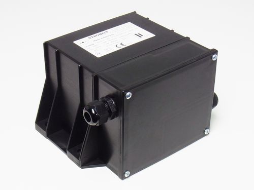 Beleuchtungstransformator im Isoliergehäuse IP65 230V / 12V / 80VA